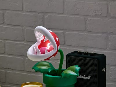 Piranha Plant light