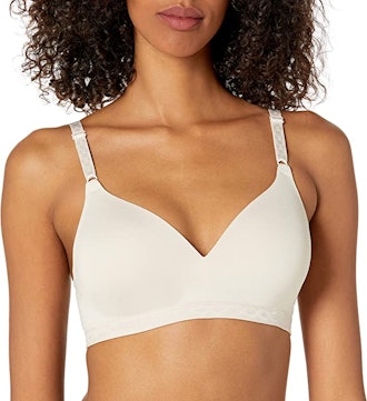 These bras for support and comfort have straps that can be adjusted in the front.