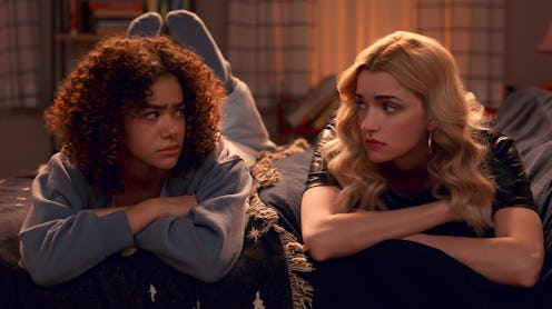 Ginny & Georgia Season 2 still