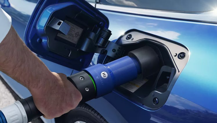 Fueling up a Toyota Mirai