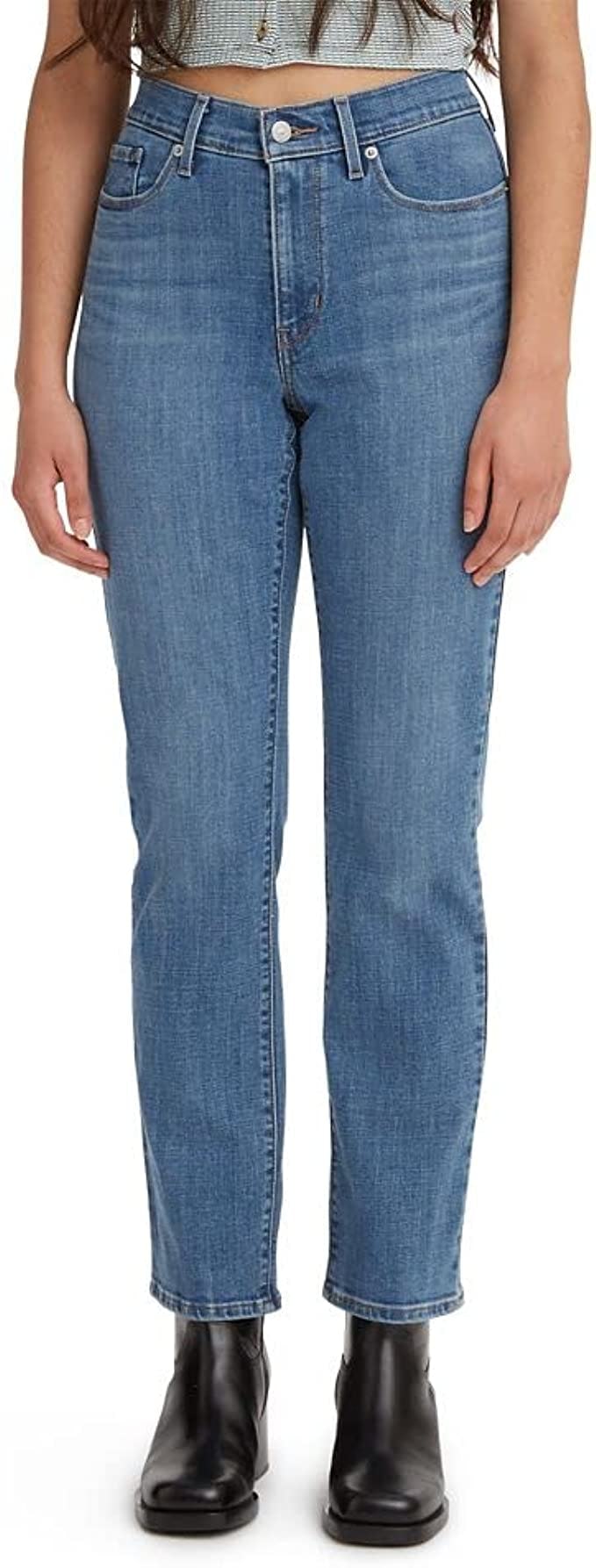 Levi&rsquo;s Classic Straight Jeans