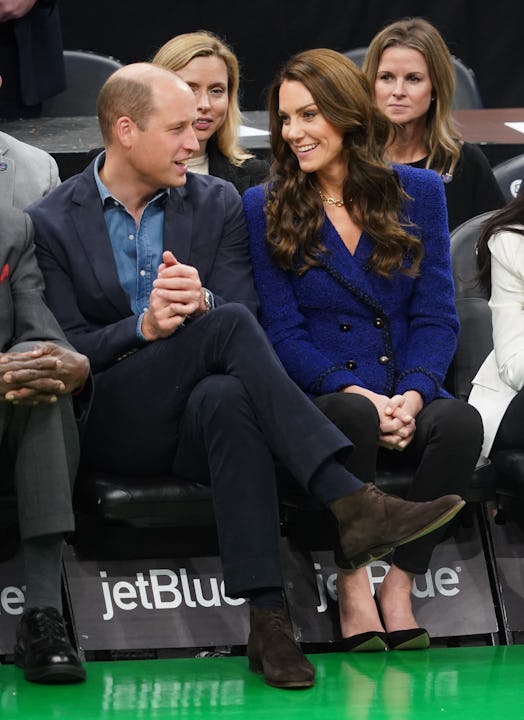 kate middleton and prince william watch a basketball game