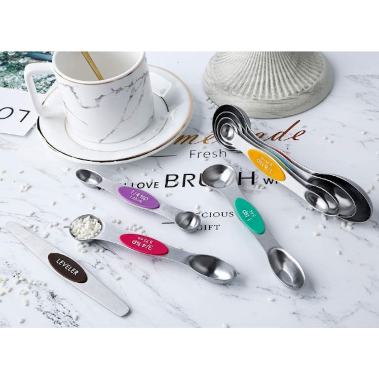 YellRin Magnetic Measuring Spoons (Set of 8)