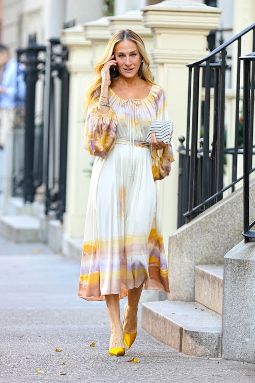 Sarah Jessica Parker is seen on film set of the 'And Just Like That'