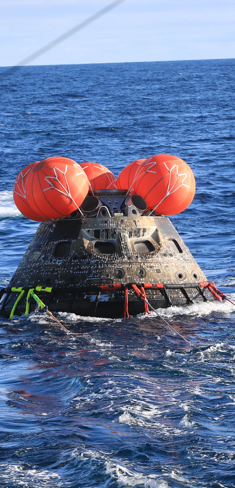 Orion Splash Orion Splashdown: Watch Artemis I's final moments in 11 breathtaking images