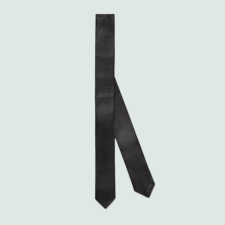 Gucci black skinny leather tie