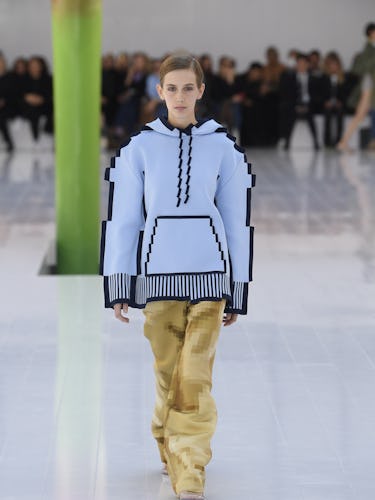 Runway at Loewe RTW Spring 2023 photographed on September 30, 2022 in Paris, France.
