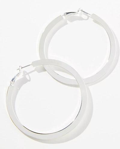 hoop earrings as a gift for pregnant women