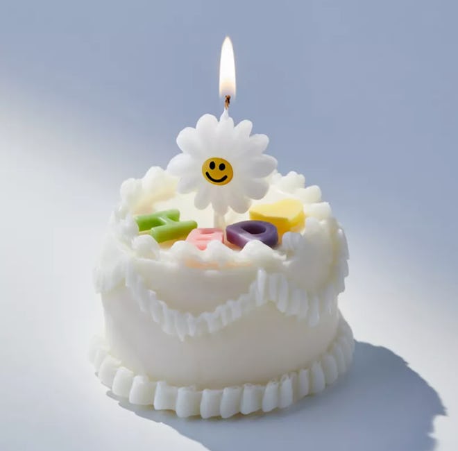 Yui Brooklyn Cake Candle