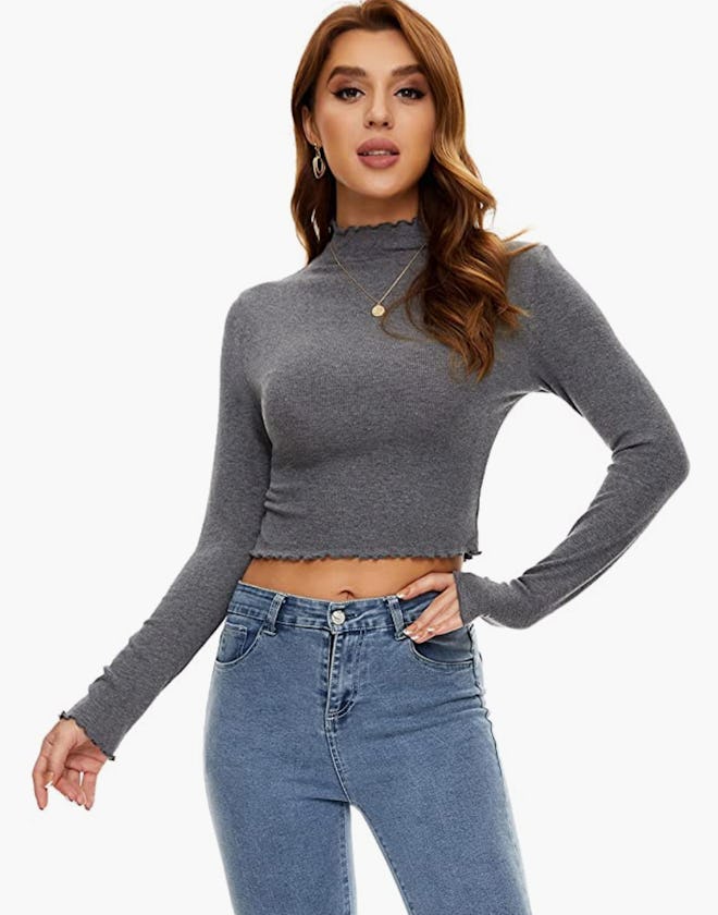 Chioni.od Ribbed Mock Neck Crop Top