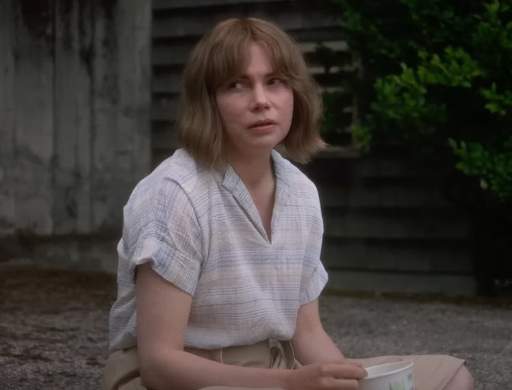 Michelle Williams in the Showing Up trailer