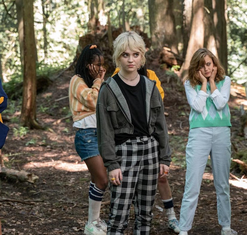 Sophie Thatcher, Jasmin Savoy Brown, and the cast of 'Yellowjackets' on Showtime
