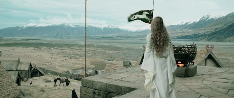Éowyn (Miranda Otto) stands at the top of Edoras in The Lord of the Rings: The Two Towers