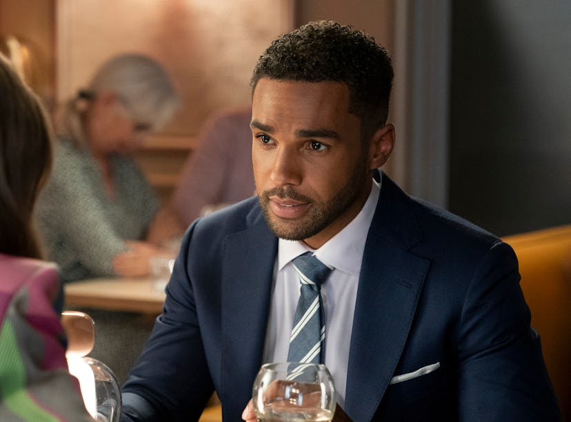 Lucien Laviscount as Alfie in episode 302 of Emily in Paris