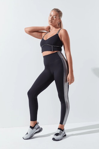 These High-Waisted Workout Leggings Feel Secure & Comfy On My Body
