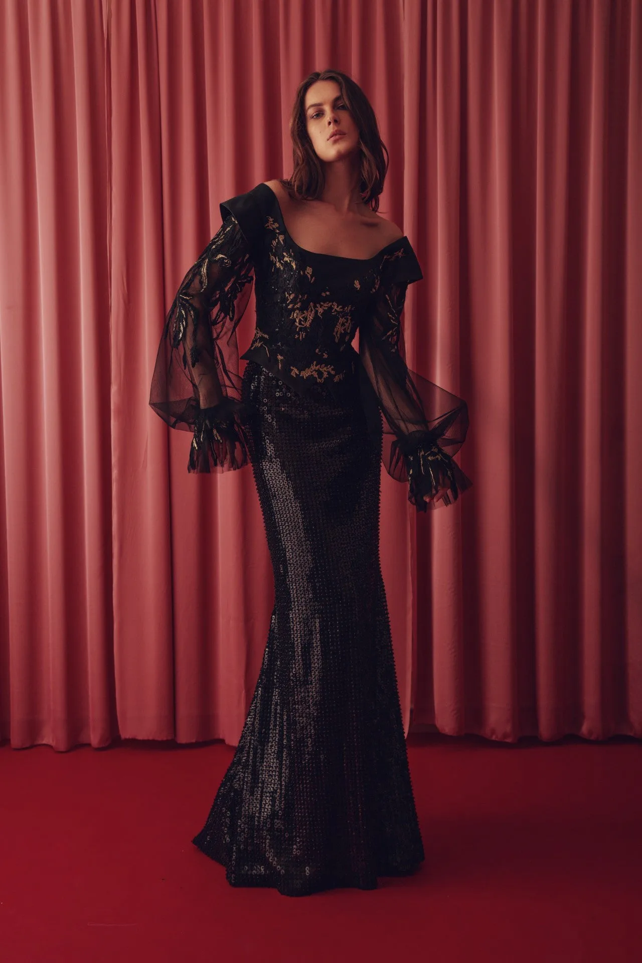 Adele's Custom Black Dress From Nina Ricci Made For A Memorable Look Adele's Custom Black Dress From Nina Ricci Made For A Memorable Look