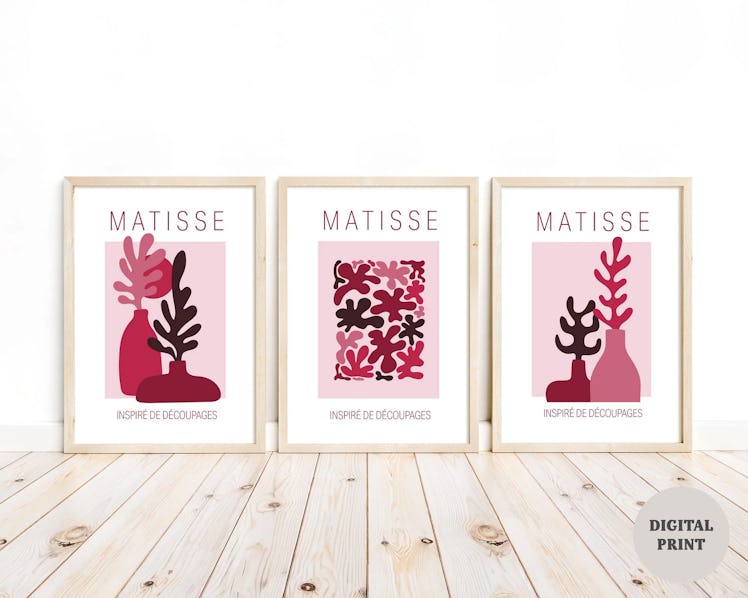 This Viva Magenta wall art is part of the home decor inspired by the Pantone color 2023. 