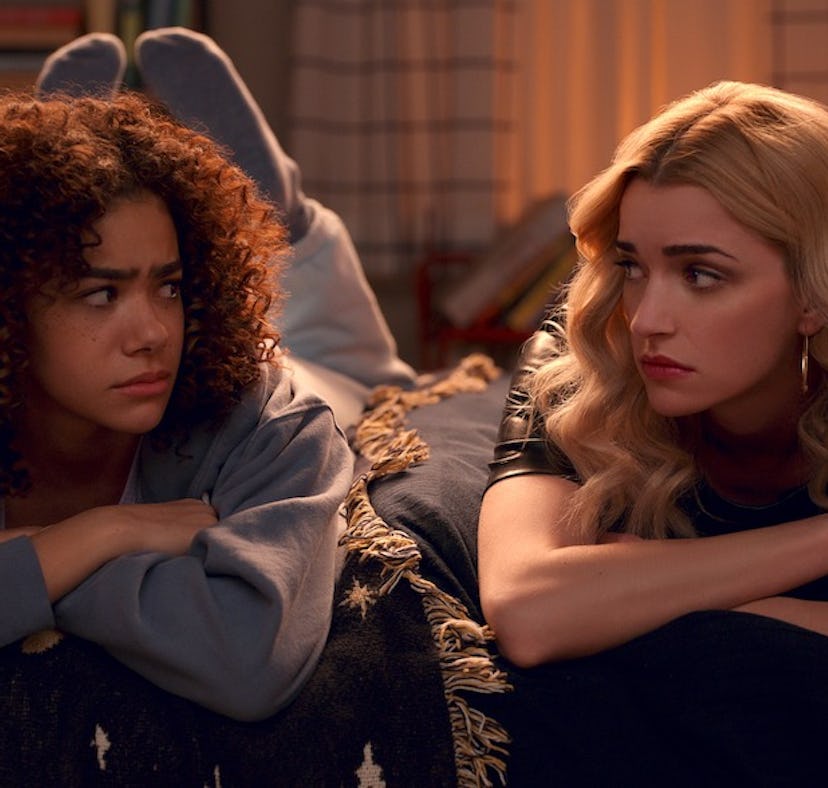 Antonia Gentry as Ginny, Brianne Howey as Georgia in episode 209 of Ginny & Georgia.