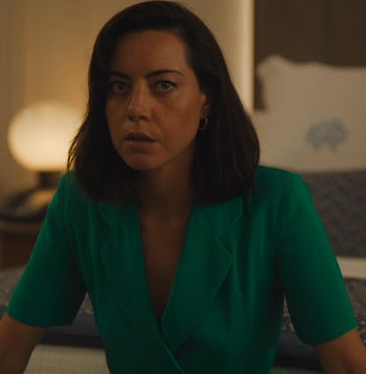 Aubrey Plaza's 'White Lotus' Outfits Give Strong Eurocore Vibes