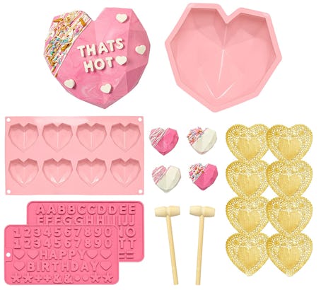 Paris Hilton Breakable Chocolate Heart Kit, Candy Making Set, Pink