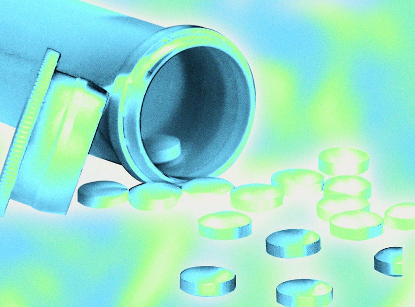 Pill bottle spilling out to represent Adderall shortage, especially on young people.