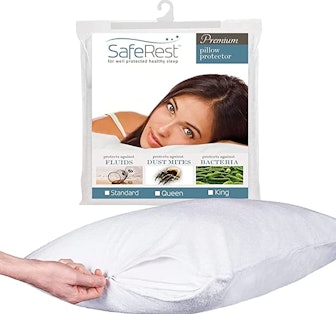 SafeRest Zippered Pillow Protector