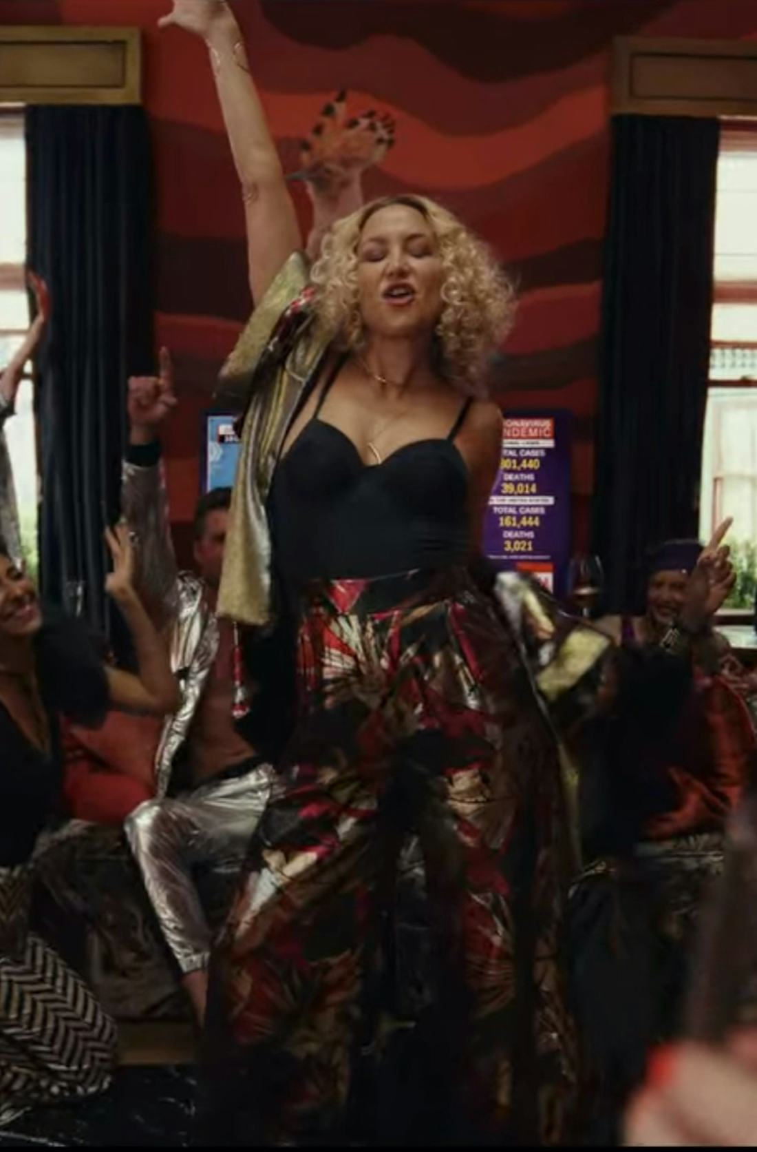 11 Bougie 'Glass Onion' Outfits From Kate Hudson & More