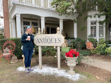 There is a Kim's Antiques to visit in the Stars Hollow set where 'Gilmore Girls' was filmed. 