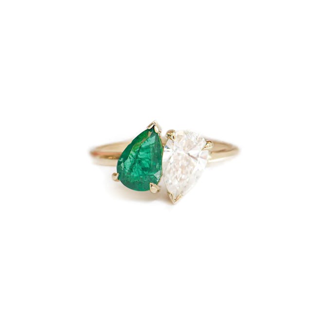 Pear Shaped Emerald & Diamond Toi et Moi Ring