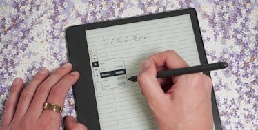 The drawing tool options on the Kindle Scribe.