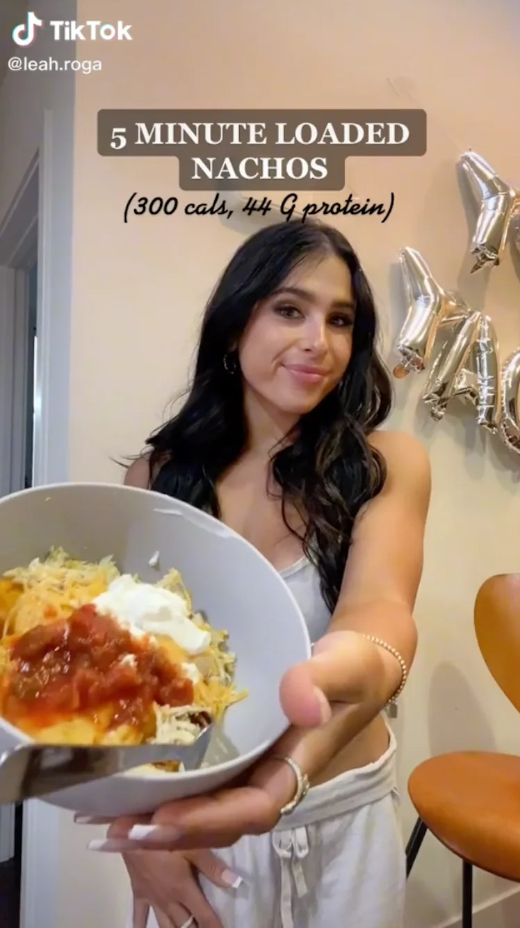 Leah Roga Easy Dorm Room-Friendly Recipes On TikTok You Make In A Microwave
