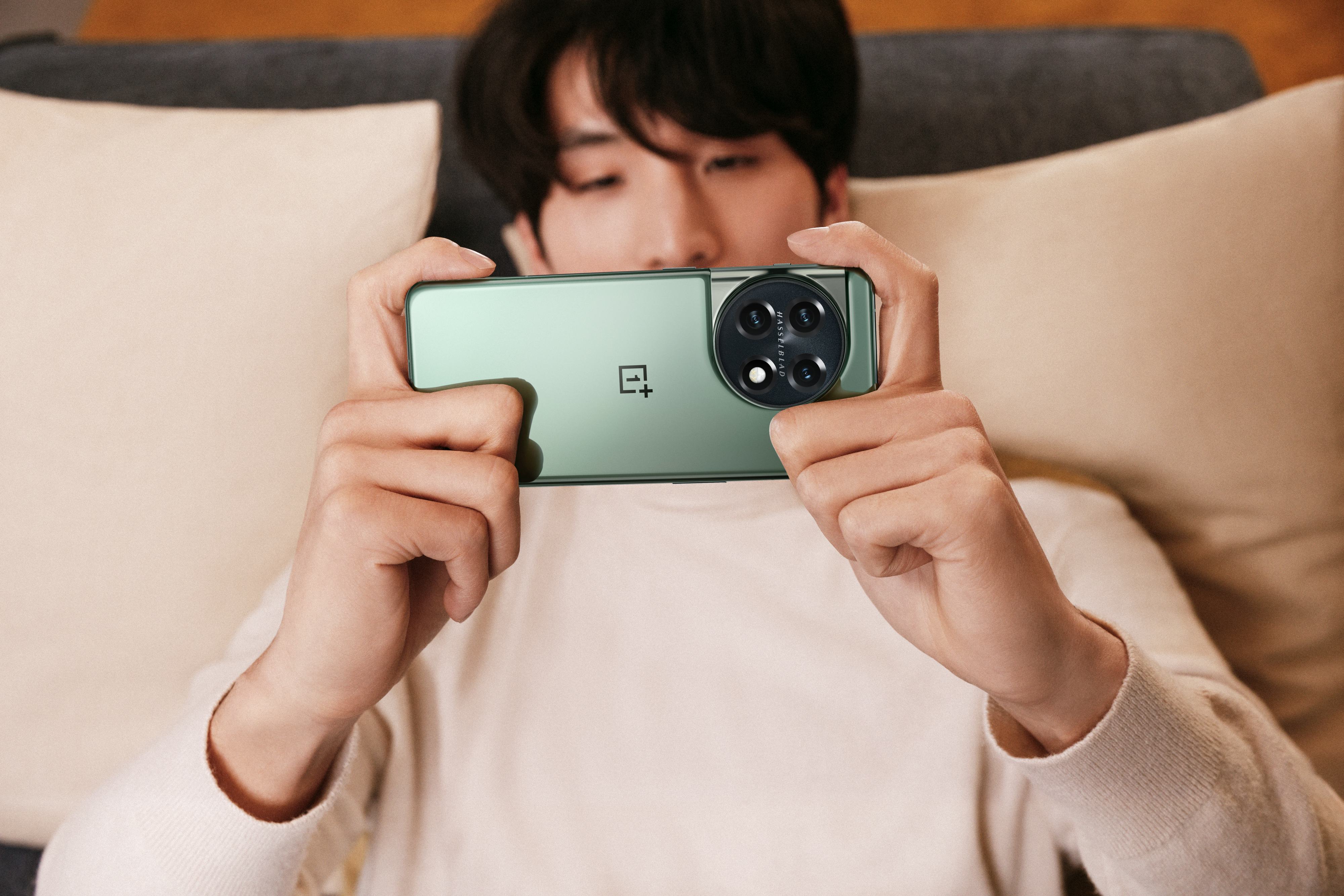 OnePlus 11 smartphone