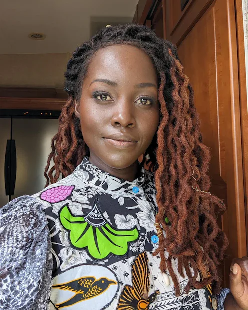 Lupita Nyong'o selfie