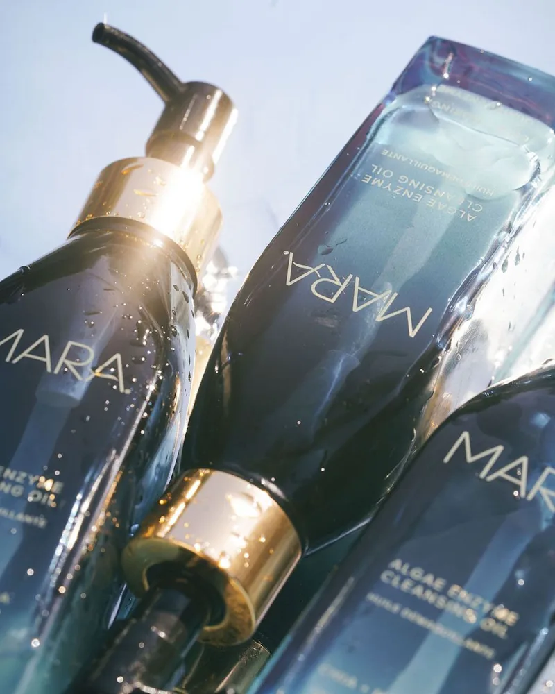 Skincare product infused with algae highlighting natural ingredients