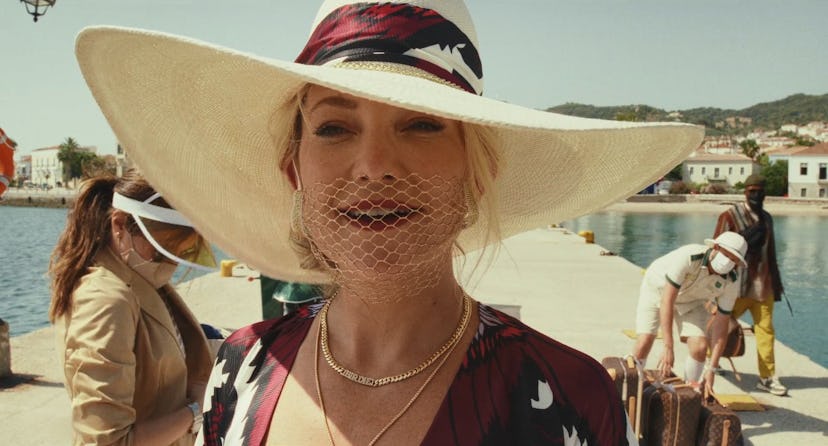 Kate Hudson in 'Glass Onion.'
