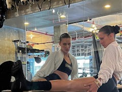 Bella Hadid works out in the gym doing her leg workout, according to TikTok.