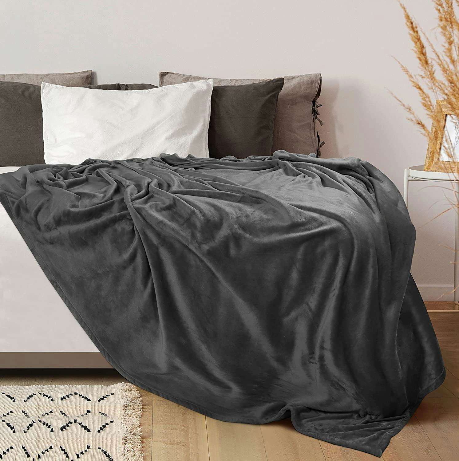 Utopia Bedding Fleece Blanket