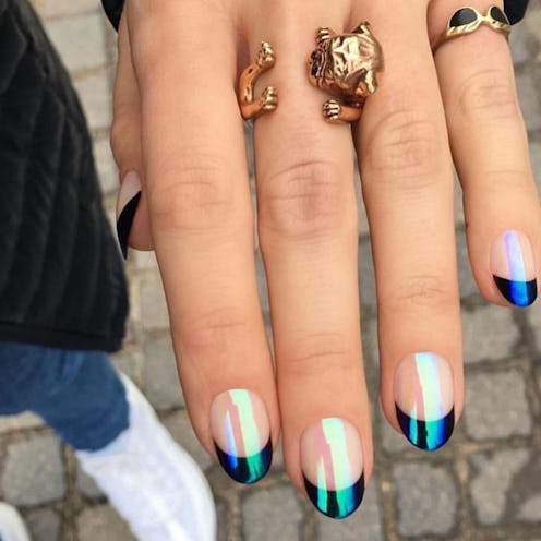 holographic nails