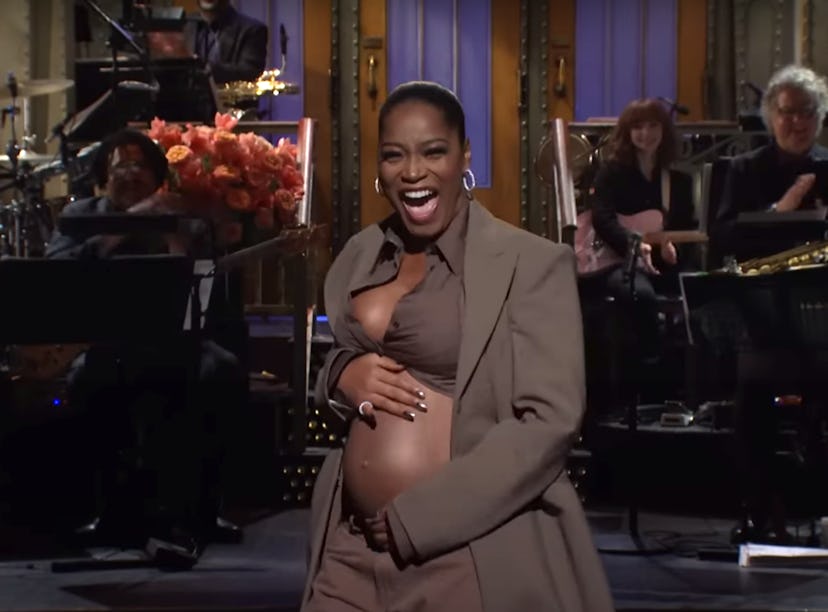 Keke Palmer's pregnancy reveal in her 'Saturday Night Live' monologue had viewers cheering.