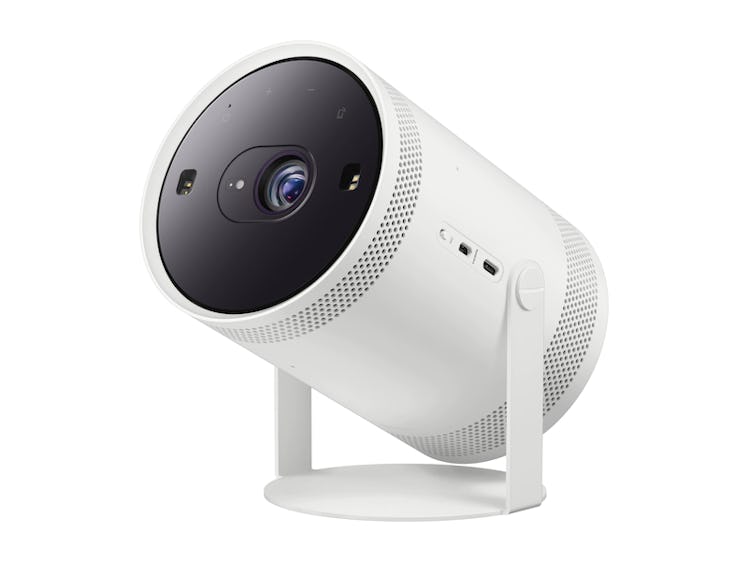 The Freestyle Indoor/Outdoor Projector