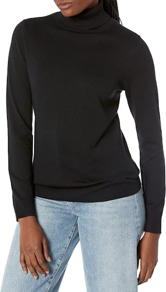 Amazon Essentials Classic Fit Lightweight Long-Sleeve Turtleneck Sweater