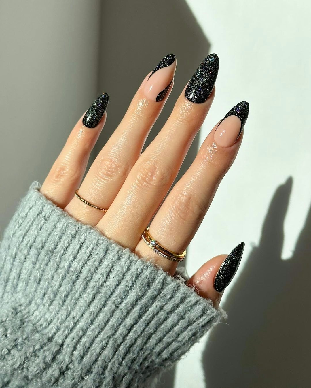 Trendy Winter Nail Colors 2023-2024: Stylish Shades for Gel Nails