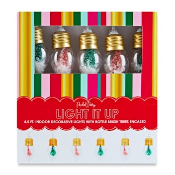 "O Christmas Tree" 10-Count Bottle Brush Tree Lights