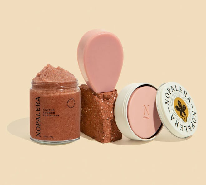 Pink Flower Bath Set