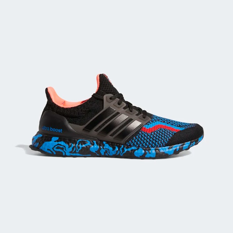 Adidas UltraBoost 5 DNA