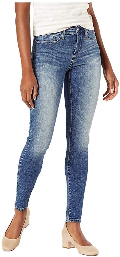 Signature by Levi Strauss &amp; Co. Gold Label Totally Shaping Skinny Jeans