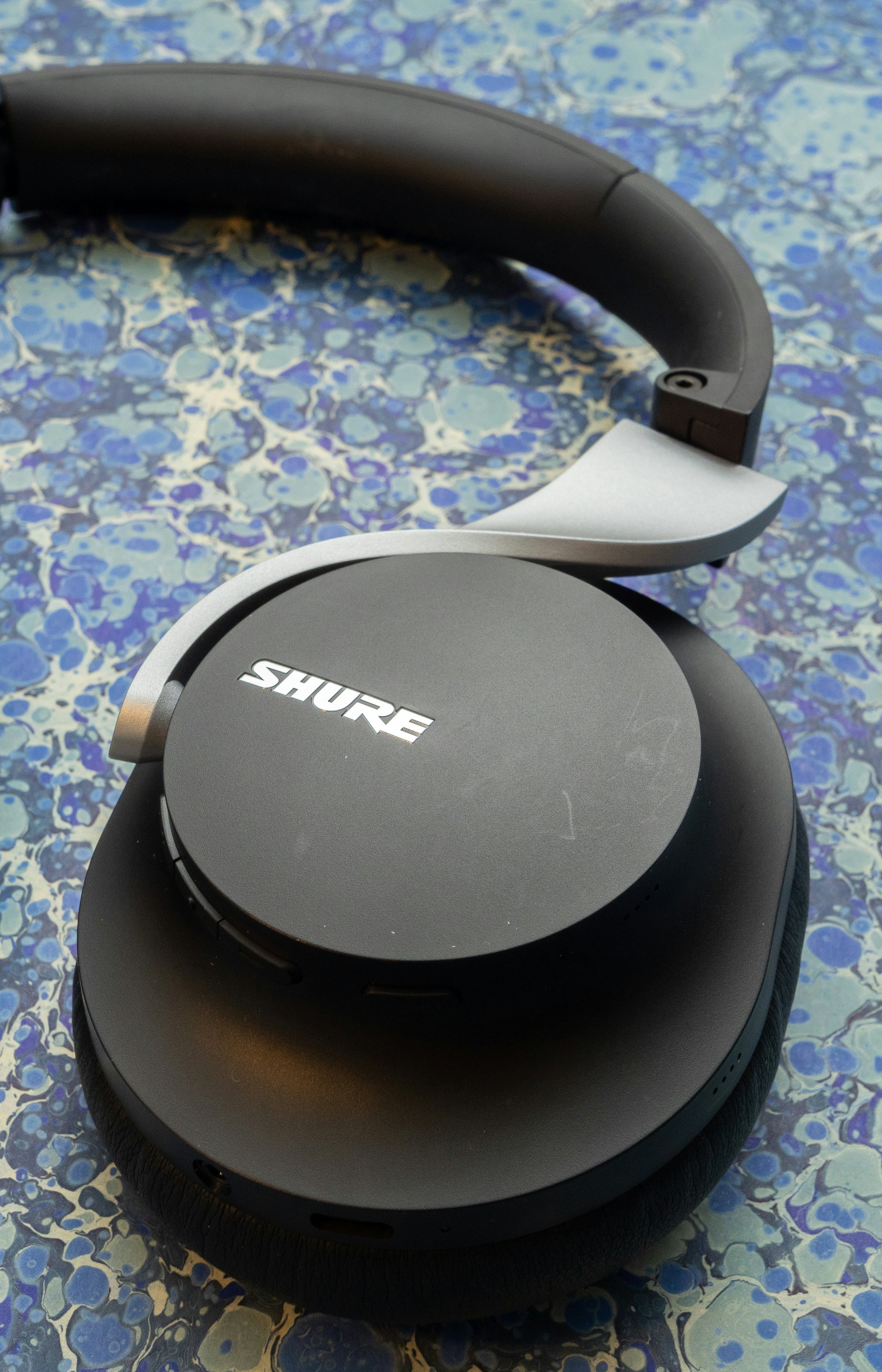 Shure Aonic 40 review: Impressive ANC sound with tons of cut features