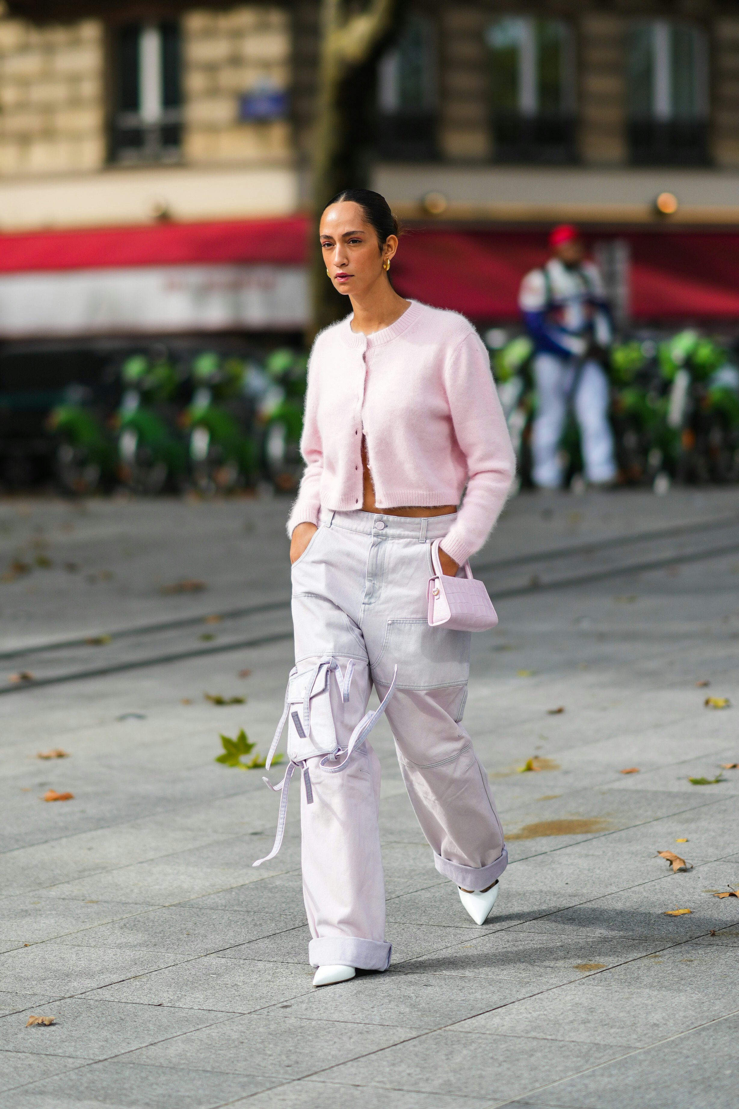 Casual Cream Cargo Pants Outfit  FORD LA FEMME