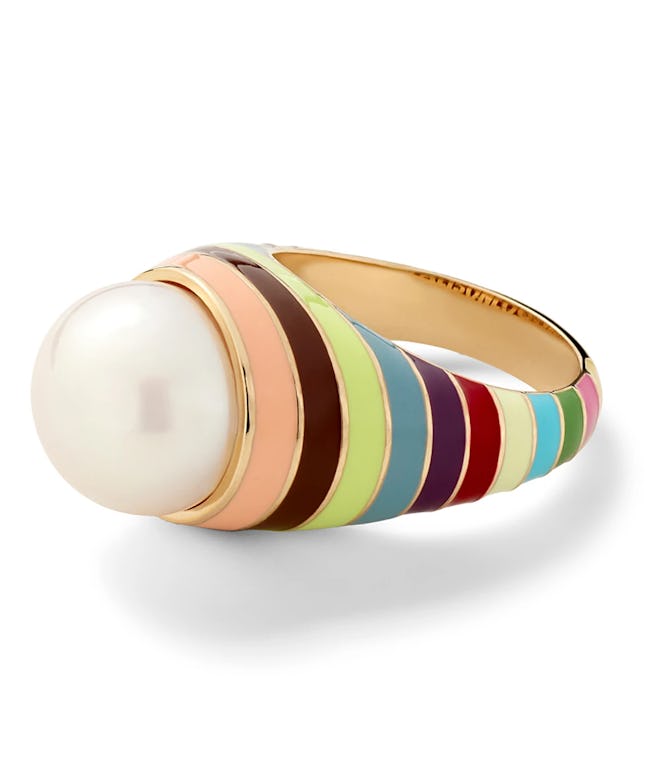 Fine jewelry: Alison Lou Ultimate Groovy Ring