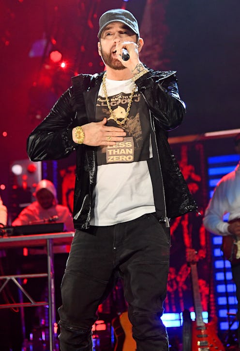 Eminem, dad to Hailie Jade Mathers, performing on stage